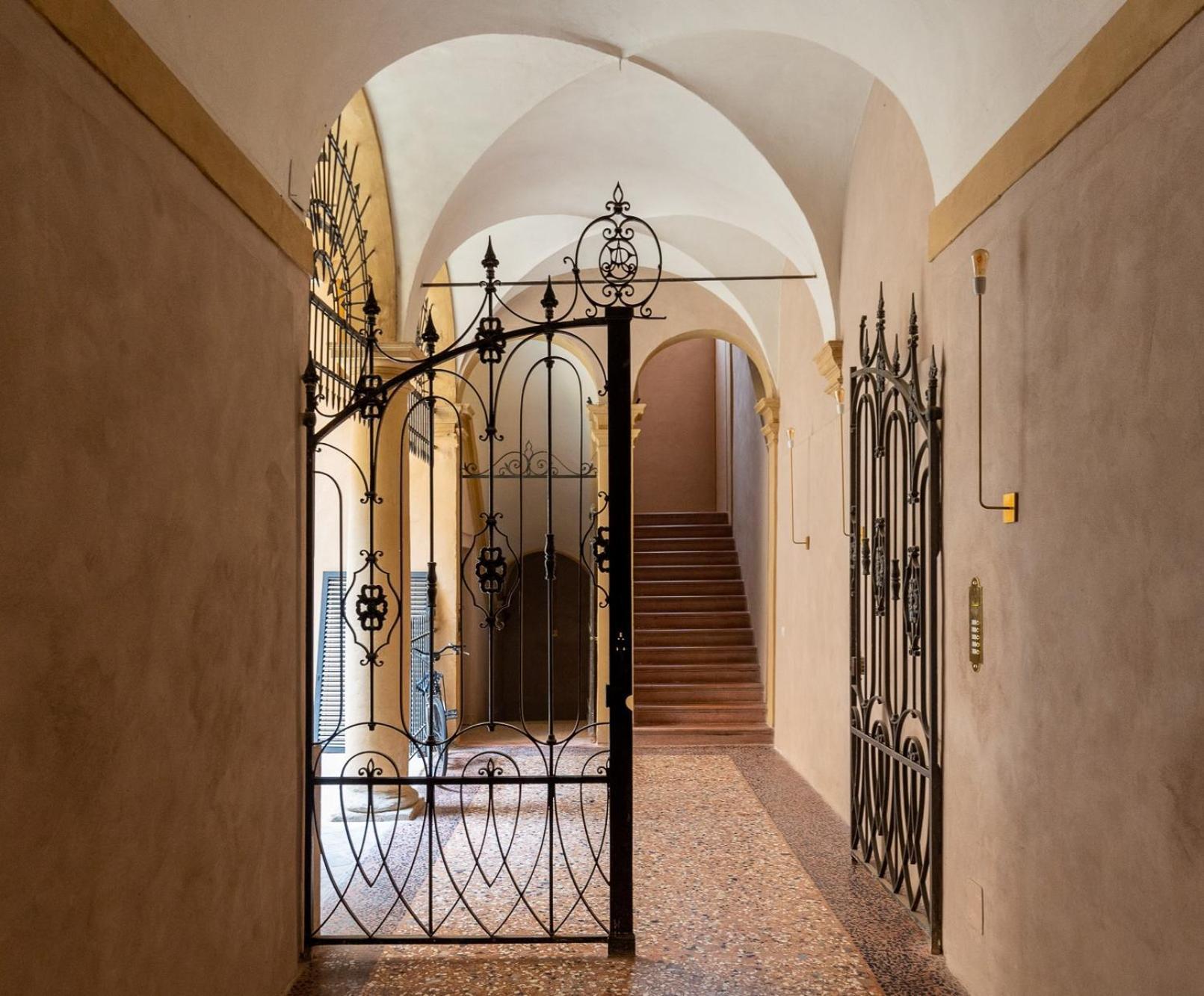 Casa San Martino Stays Bologna Bagian luar foto
